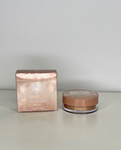 Load image into Gallery viewer, Bellamianta Illuminating Powder By Maura Huggins
