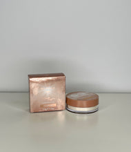 Load image into Gallery viewer, Bellamianta Illuminating Powder By Maura Huggins
